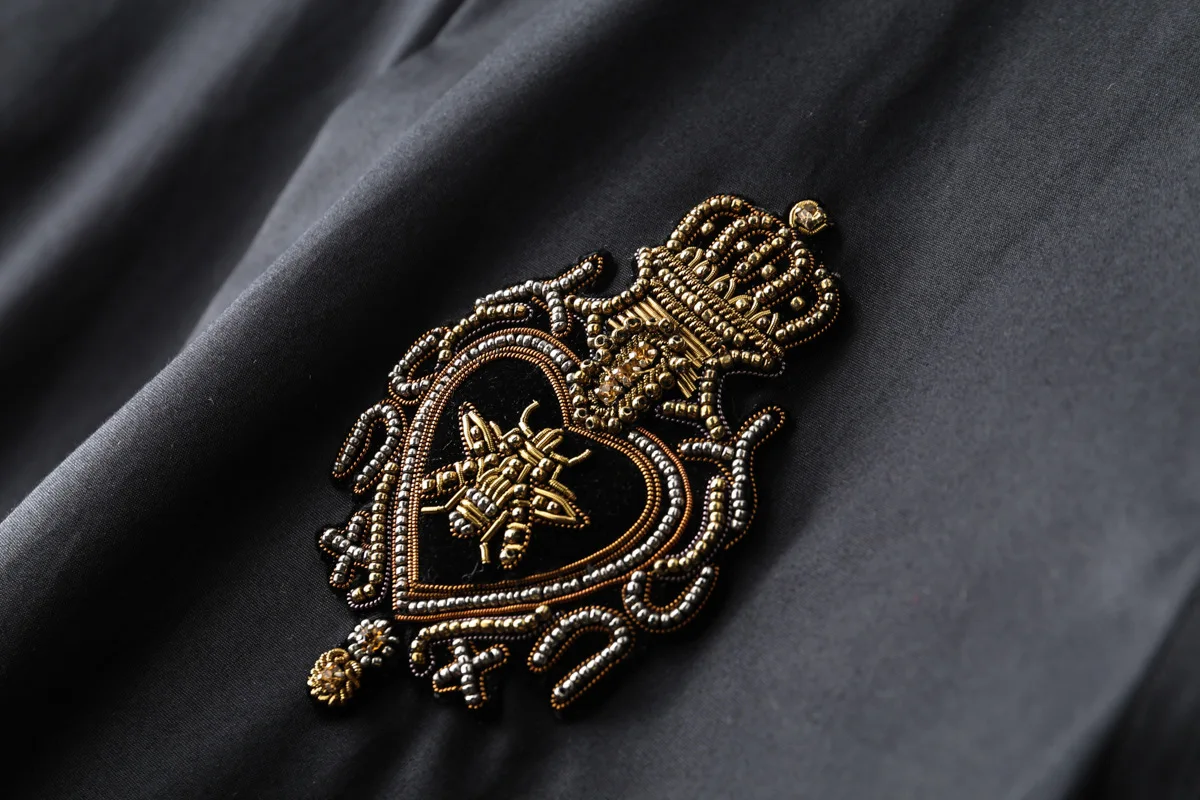 

100% Cotton Mens Shirts Crown Design Long Sleeve Mens Dress Shirts Camisa Masculina Silky Fabric Casual Slim Man Shirts