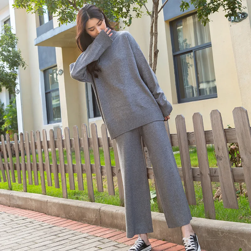 

Wholesale Hot sale Trendy Ladies knitwear Tracksuit Turtleneck Casual pullover 2 Piece Set Knited wide-legged pants Sport Suit