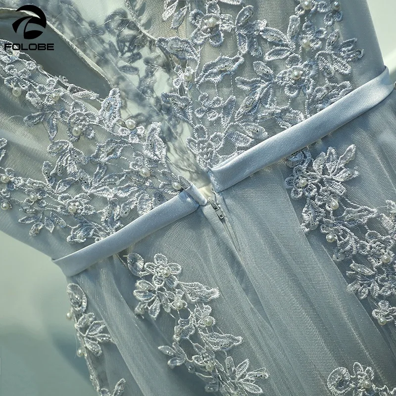 Женское винтажное платье подружки невесты серо-розовое с V-образным вырезом