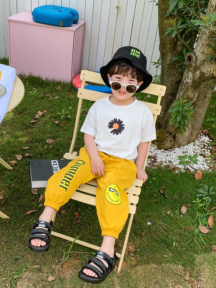 Детские трикотажные брюки со смайликом для мальчиков летние тонкие новинка 2020