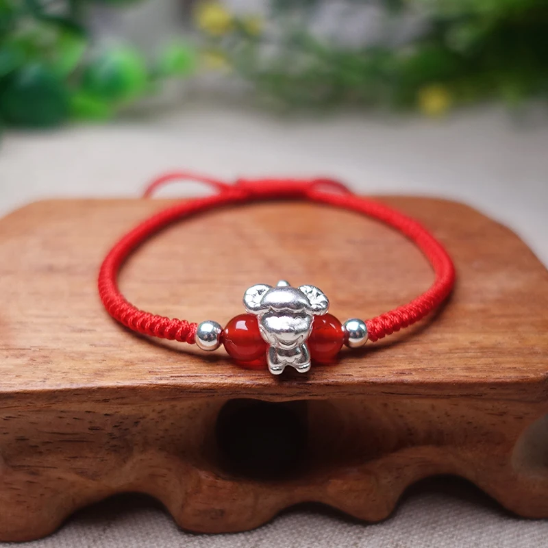 Браслет из серебра S990 пробы с красным китайским знаком зодиака вощеная цепочка