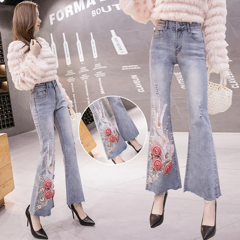 

flared jeans the spring and autumn period and the new tall waist, cultivate one's morality show thin heavy embroidery burrs