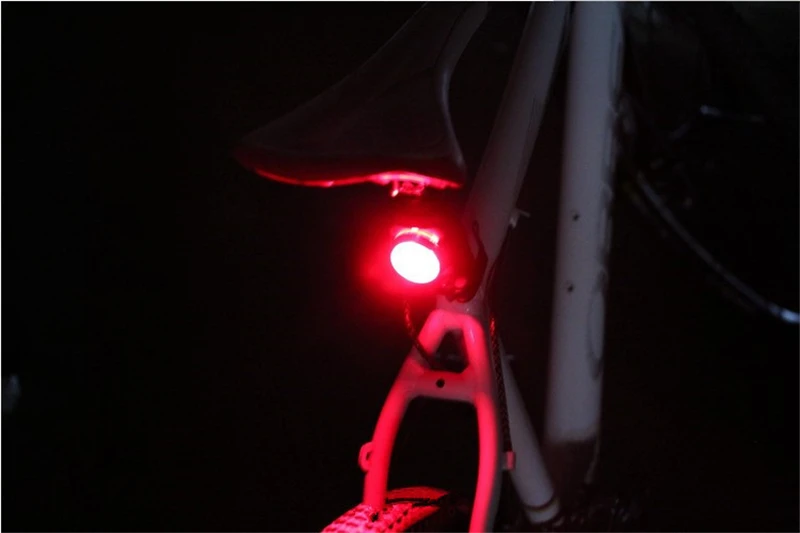 Фсветильник велосипедный Аккумуляторный Водонепроницаемый со встроенным