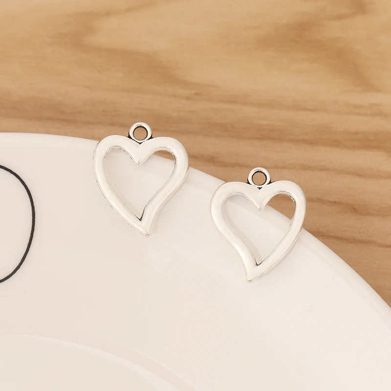 

50 Pieces Tibetan Silver Plated Hollow Open Heart Charms Pendants for DIY Jewellery Making Accessories 18x15mm
