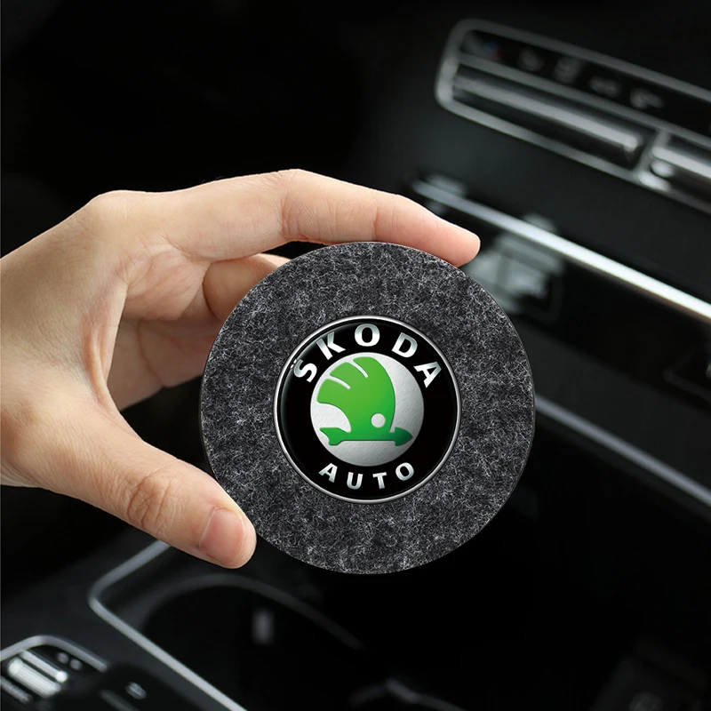 Автомобильный стильный коврик из высококачественного фетра для чашки с нескользящим покрытием для Skoda Octavia Fabia Rapid Yeti Kodiaq Superb On.