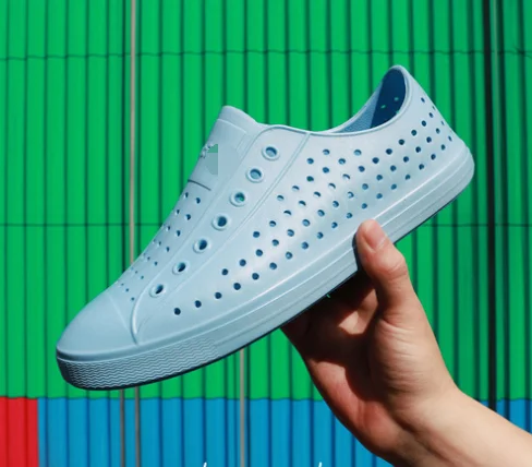 

New Summer Men Shoes Mesh Breathable Men's Casual Shoes Comfortable Fashion Lightweight Moccasins Men Sneakersroller skates