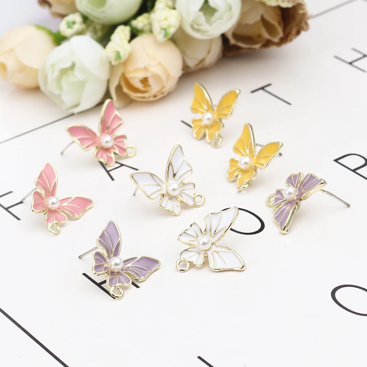 

4PC Sweet Color Butterfly Ear Stud Earrings For Women Enamel Insect Imitation Pearl Earrings Findings Girls Party Jewelry Gifts