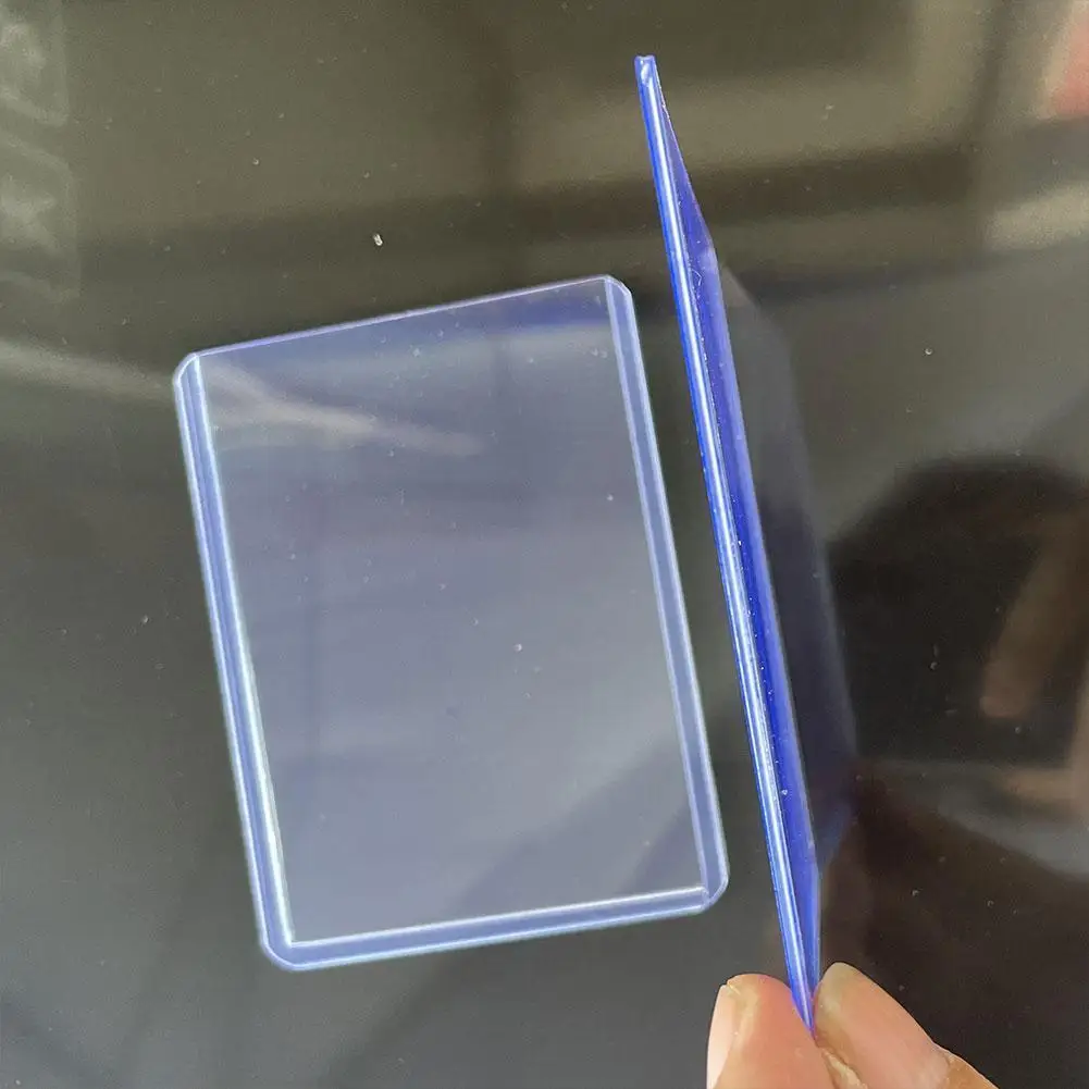 

20pcs 10*7cm Transparent Card Sleeves Playing Game Alone Holder Album Folder List Loaded Toys Collectors Map O4g6