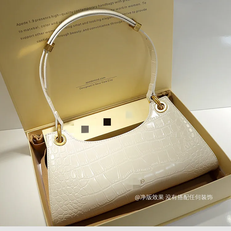 

APEDE MOD Luxury Fashion Design Froggy pearl crossbody bag Croc Froggy Bags Women Bags Message Bags Crossbody Bags for Women