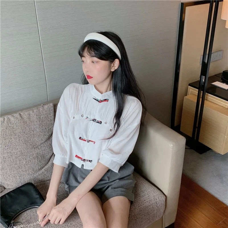

Chinese Style Clothing Women Fashion 2021 Puff Sleeve Crop Top Tang Suit White Mandarin Collar Sweet Shirt Cheongsam Top