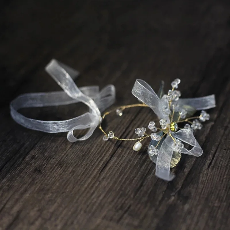 

Wrist Flower Fairy Green Leaf Exquisite Crystal Leafy Branch Bride And Bridesmaid Handed Flower Wrist Strap Wedding Supplies