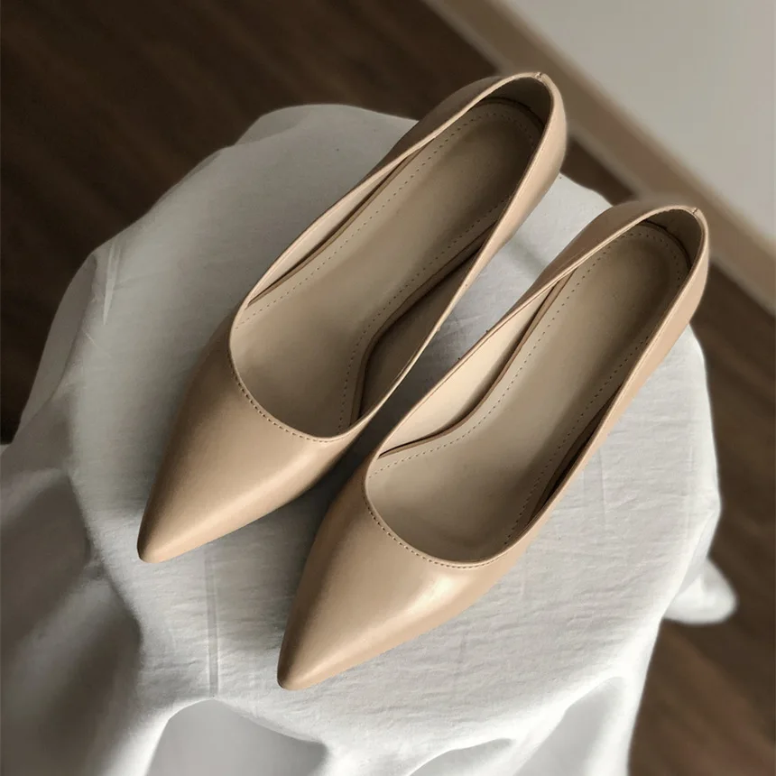 

Туфли COWCOM с острым носком, из микрофибры, черные, летний сезон