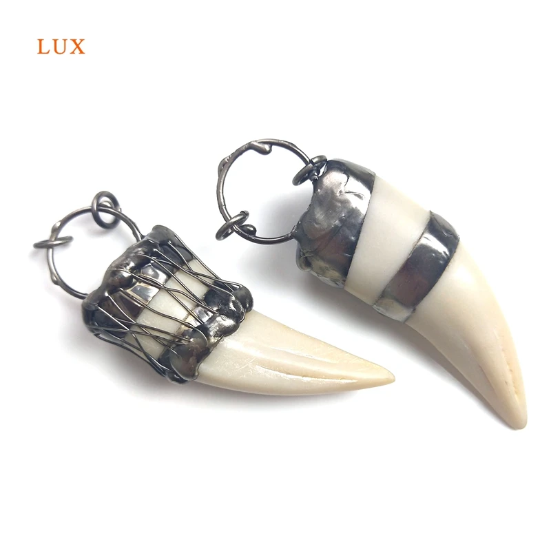 Кулон с длинным гудком белая острые угловая подвеска в виде слона из
