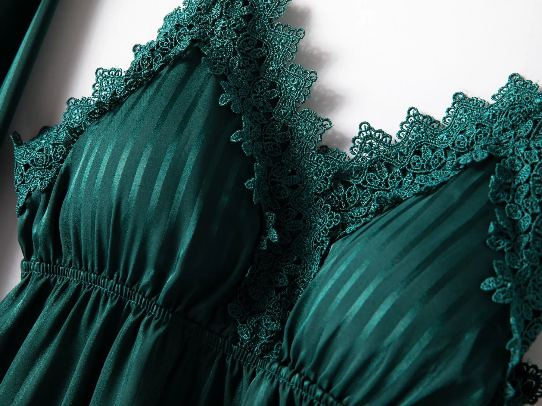 Шелковый пижамный комплект кружевной женский халат из 4 предметов