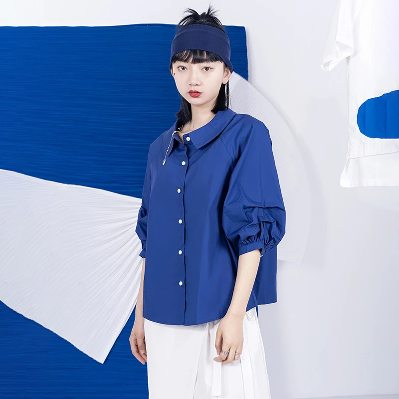 

SHENGPALAE Blue Simple Blouse Women's Summer 2021 New Peter Pan Collar Large Size Single Breasted Folds Half Sleeve Shirt Female