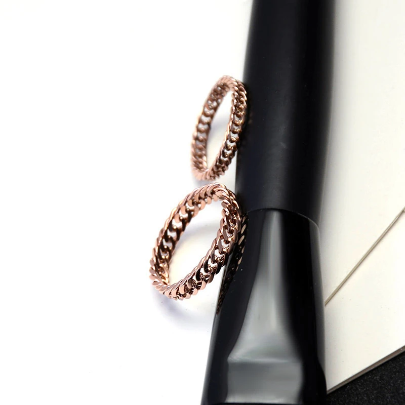 TOSOKO ювелирные изделия из нержавеющей стали Боковая цепь крученое кольцо крутое