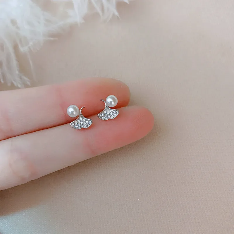 

Korean 925 Sterling Silver Ginkgo Leaf Charm Stud Earrings For Women Teen Girls Daily Life Jewelry eh296