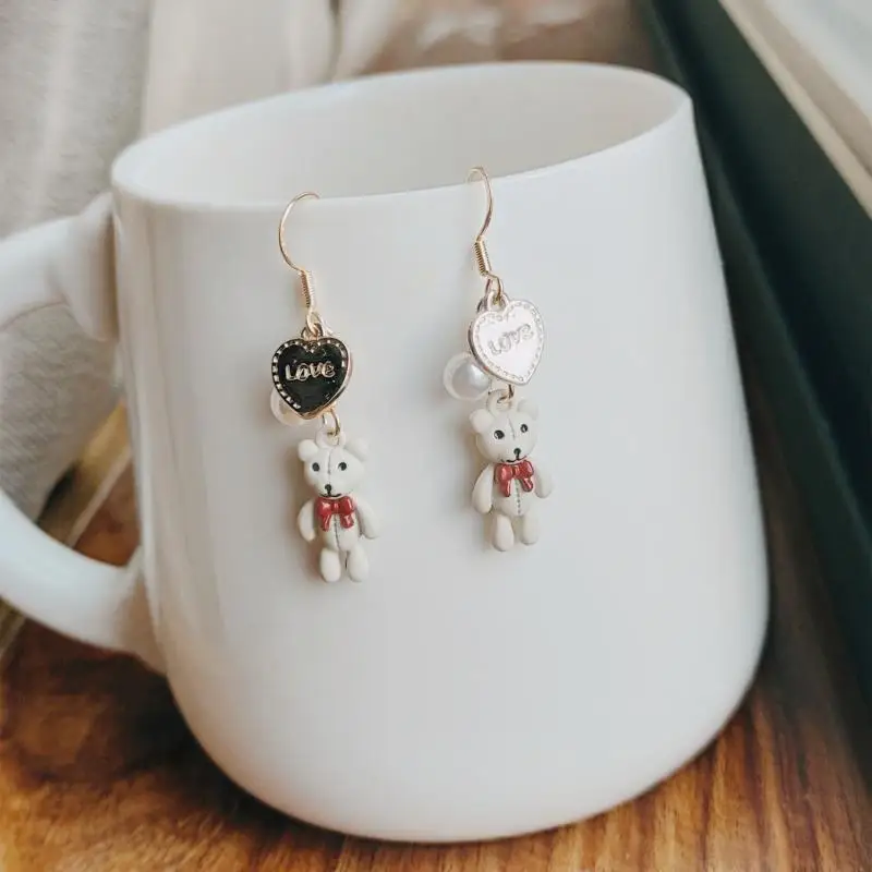 

New Style Cute Fashion Love Bear Dangle Earrings Ladies Elegant Temperament Engagement Wedding Jewelry