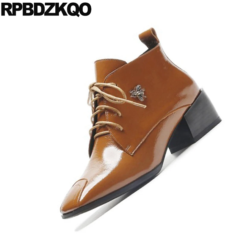 Ботинки на шнуровке с квадратным носком коричневые дизайнерские полусапожки