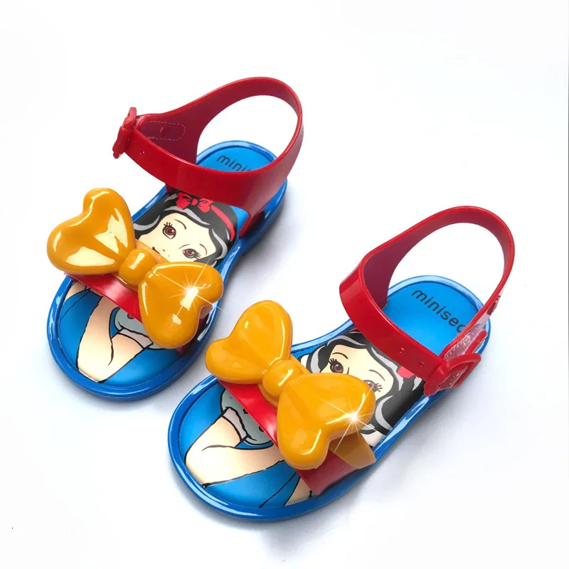Kids Sandals Mini Shoes New Summer Princess Style Jelly Shoe Girl Non-slip Kids Beach Sandal Toddler Children's Flat Sandal
