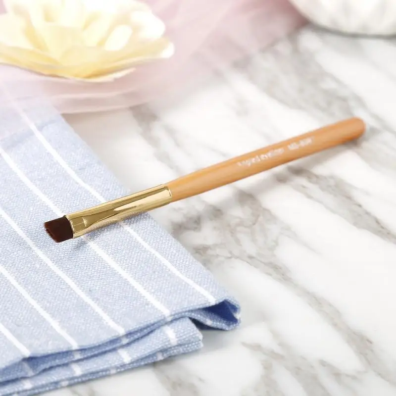 Супермягкая кисть для бровей с металлической ручкой кисти теней губ