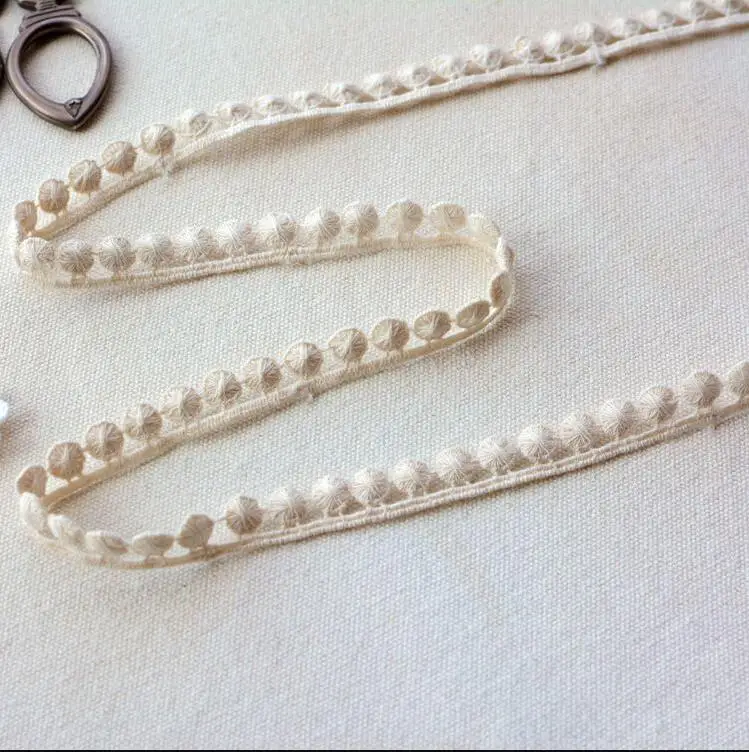 5 метров бежево-белая Изысканная Высококачественная хлопковая кружевная лента