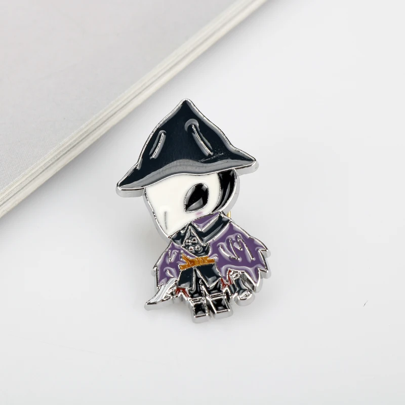 dongsheng jewelry Game Bloodborne Brooches Eileen The Crow Enamel Badge Lapel Pin Hunters Figure Pins For Women Men Gift Cosplay | Украшения