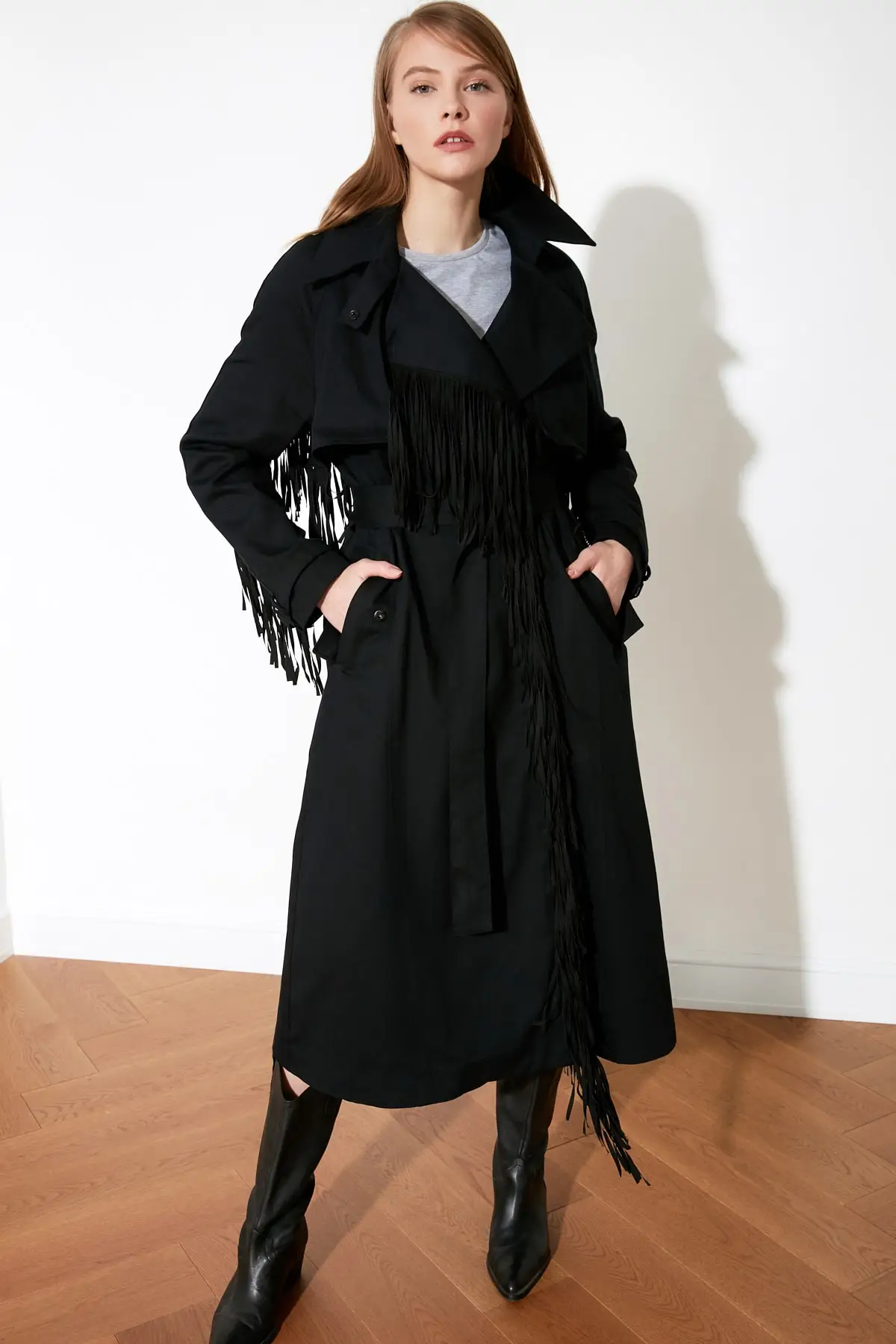 

Trendyol Tassel Detail Trench TWOSS21TR0033