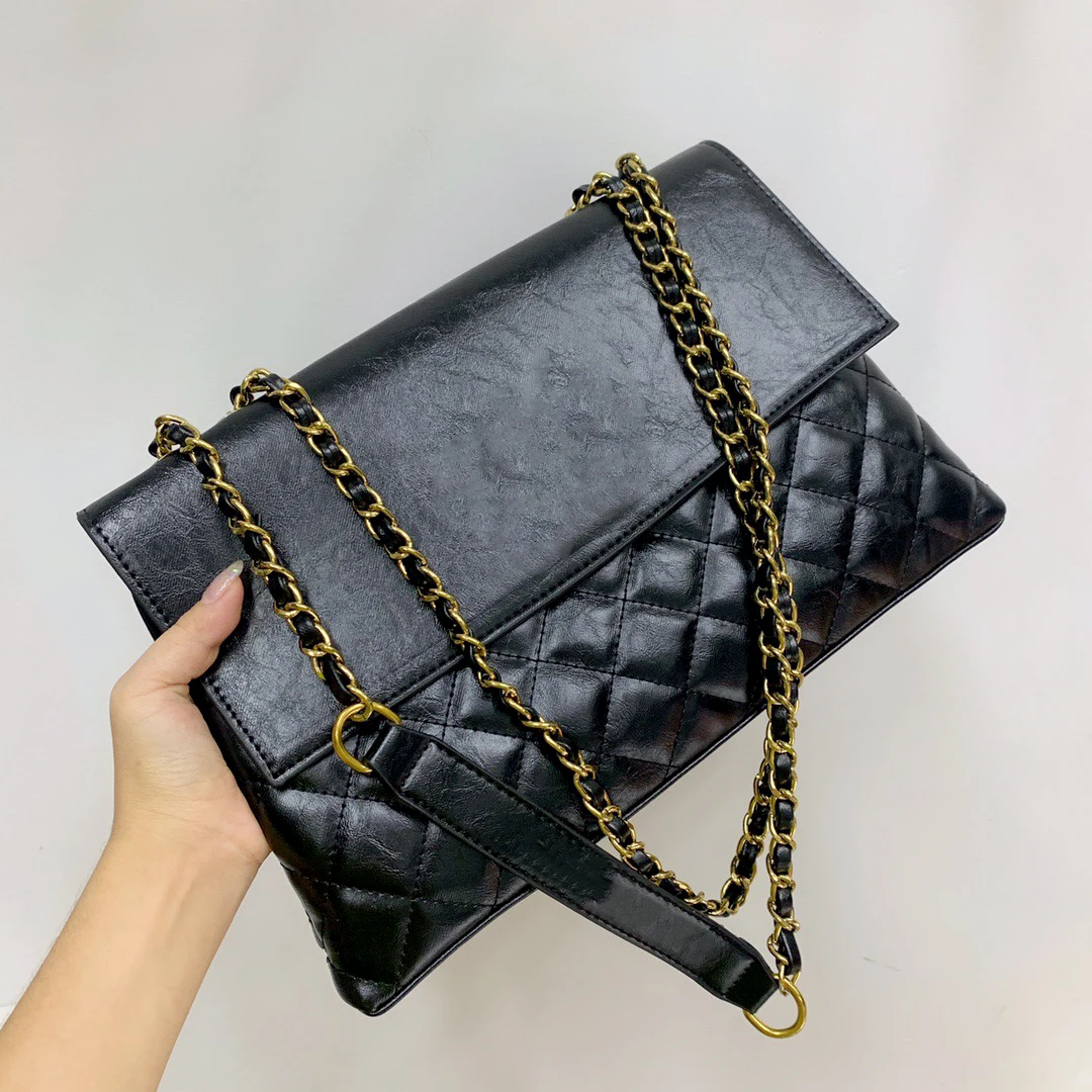 

2021 new European and American fashion one shoulder bag designer bag luxury brand handbags 028