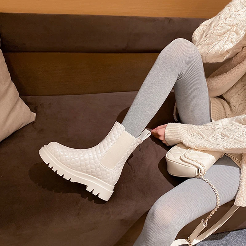 Waterproof Snow Boots for Women, Non-Slip Fur and Warmth, Women's Short Boots Plus Velvet and Thick Fur Cotton Shoes for Winter