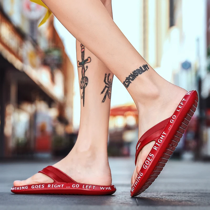 

Summer fashion new men's flip-flops, fashionable casual outdoor beach sandals, daily home non-slip and wear-resistant slippers