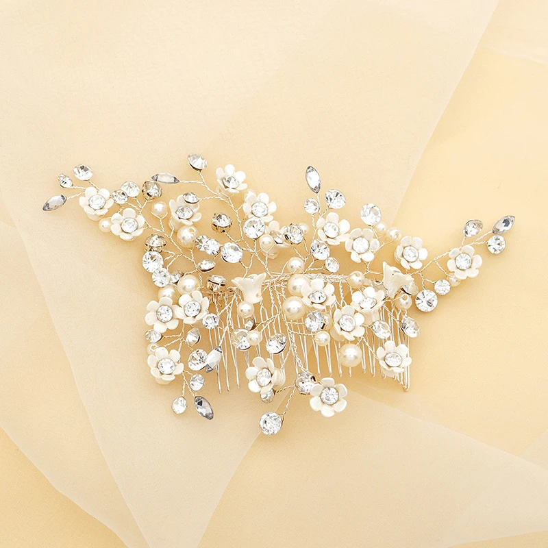 Женская заколка для волос ручной работы стразы жемчужные цветы серебристого
