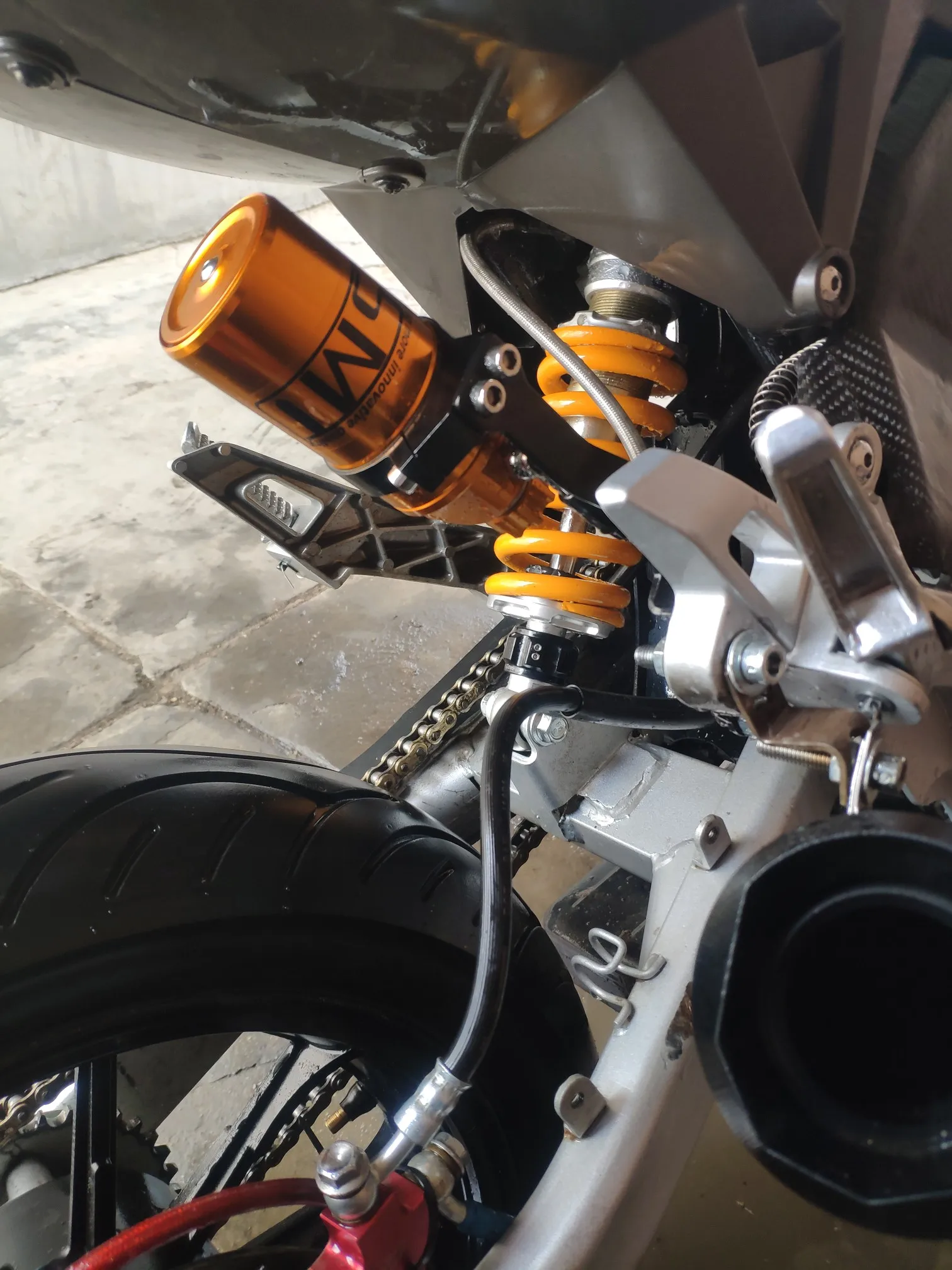 Задний амортизатор мотоцикла газовый шок для Msx125 гром азот двойного демпфирования Регулируемая обезьяна KTM велосипед-внедорожник Yamaha Kawasak