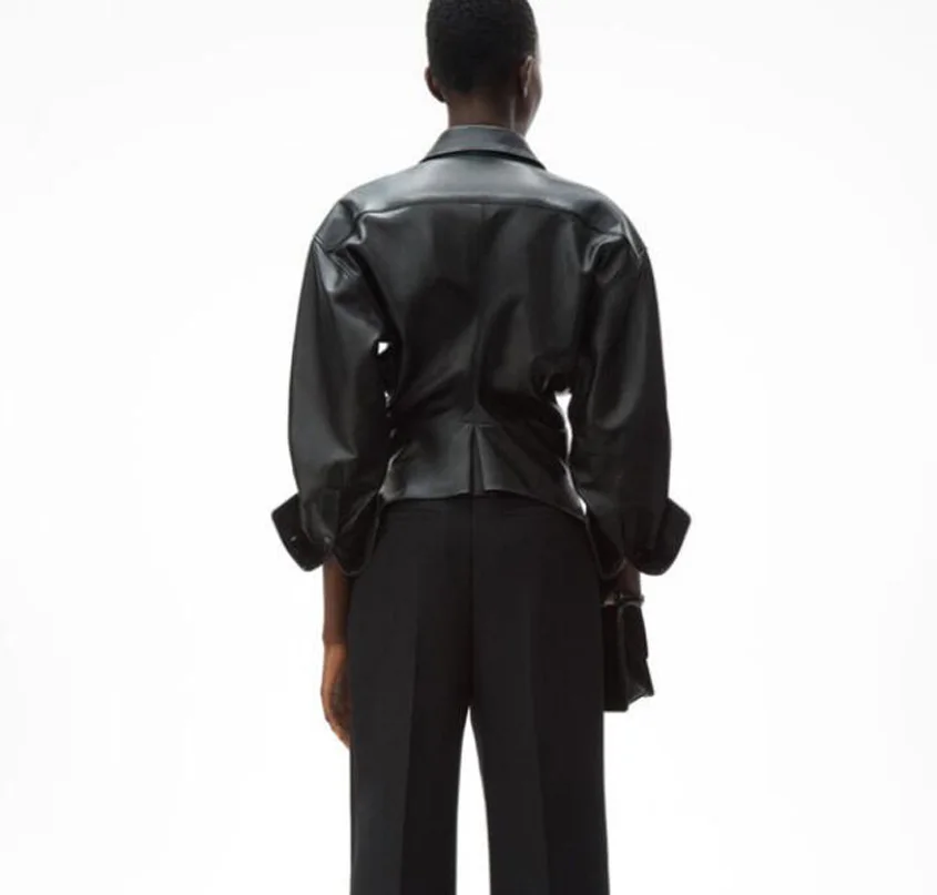 

Cultiseed Women Pleated PU Leather Shirts Jacket Female New Fashion Turn Down Collar Single Breasted Elegant Party Coats Tops