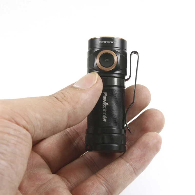 Фонарик Fenix E18R Cree XP-L светодиодный 750 люмен 16340/CR123A магнитный для повседневного