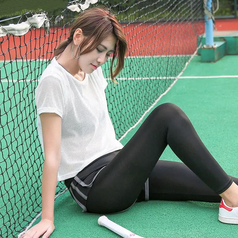 

Hollow Yoga Blouse Top Plus Size Quick Dry Breathable Women Sexy Cooling Lightweight Loose Gym Clothes Crew-Neck Tank Tops