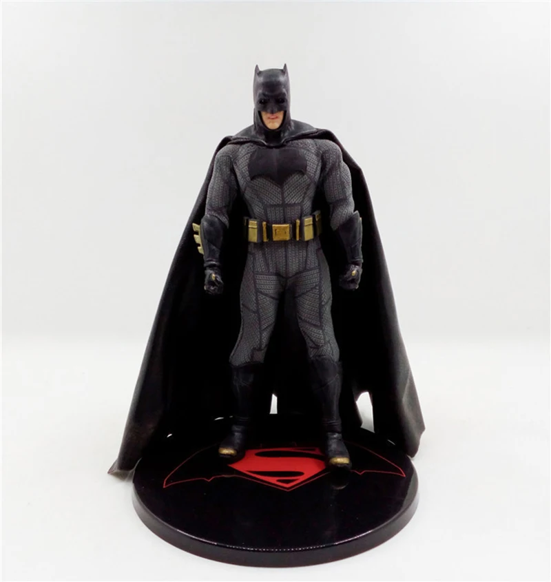 Экшн-фигурка Бэтмена Mezco One 12 Armor коллективная модель Джокера BJD игрушка кукла в