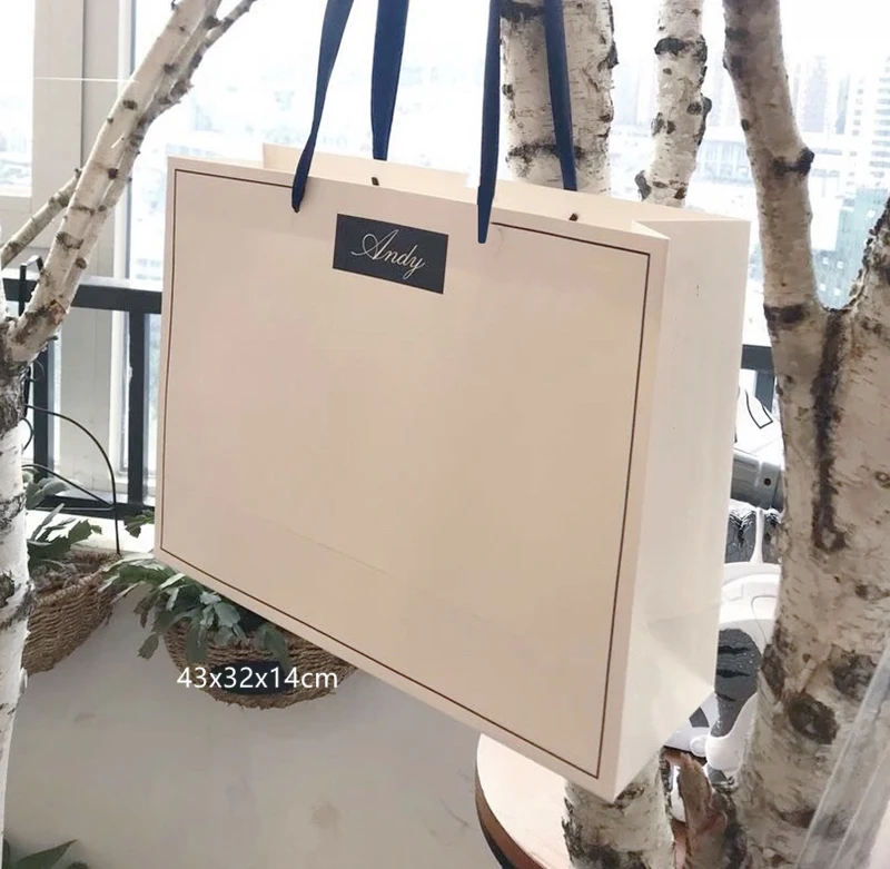 100 шт./лот подарочный бумажный пакет с логотипом на заказ Подарочная сумка для