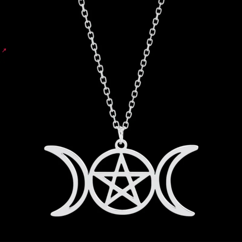 

Fashion Hot Selling Hollow Five-pointed Star Pendant Ladies Necklace New Creative Moon Star Pendant Necklace 2021