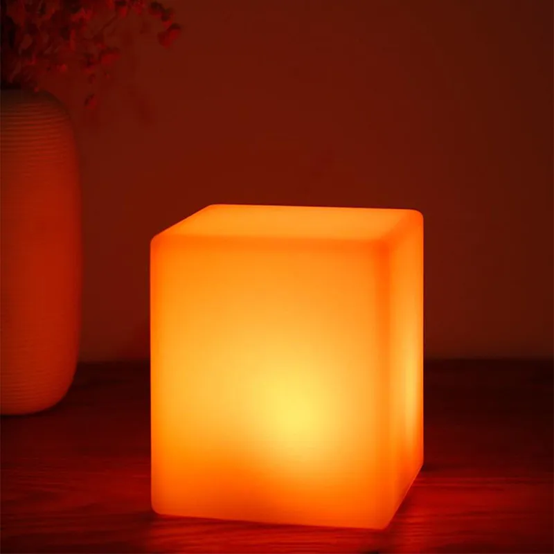 للبيع 30 سنتيمتر Led مكعب إضاءة ديكورية قابلة للشحن إضاءة مقاومة للماء الأثاث متوهجة متعدد الألوان حديقة عطلة بار Led الحديقة الإضاءة