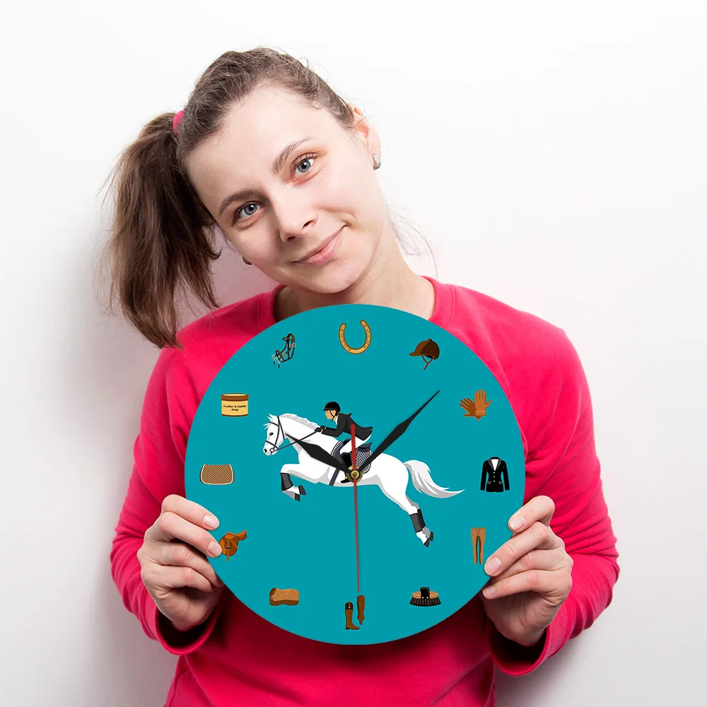 Набор спортивного оборудования для конного спорта современные настенные часы