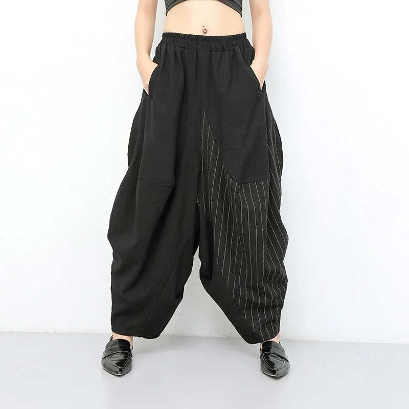 Женские брюки с широкими штанинами льняные эластичные свободные со стрелкой в