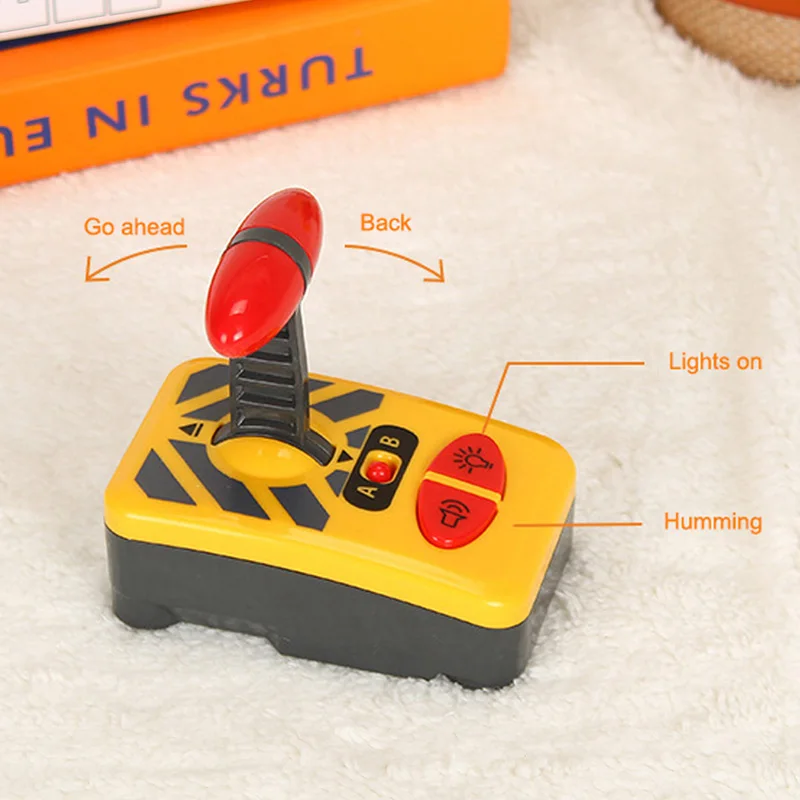 

Mini RC Car Remote Control RC Electric Small Train Toys Set small trains toy Connected with Wooden Railway Track Interesting toy