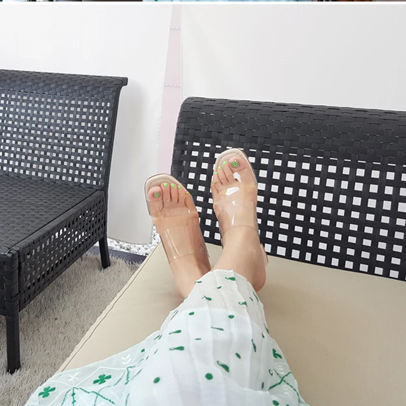 Сандалии на каблуке бежевые сандалии грубый каблук маленький размер 33-42 2020 |