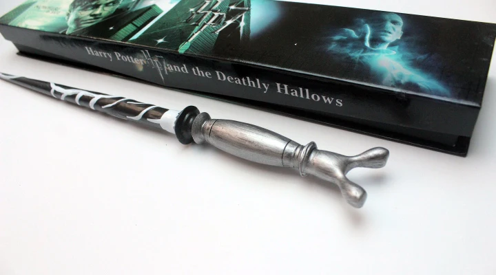 

Harry Moive Cosplay Easter Horace Slughorn Wizard Magical Magic Wand with Box children's gifts Free Shipping