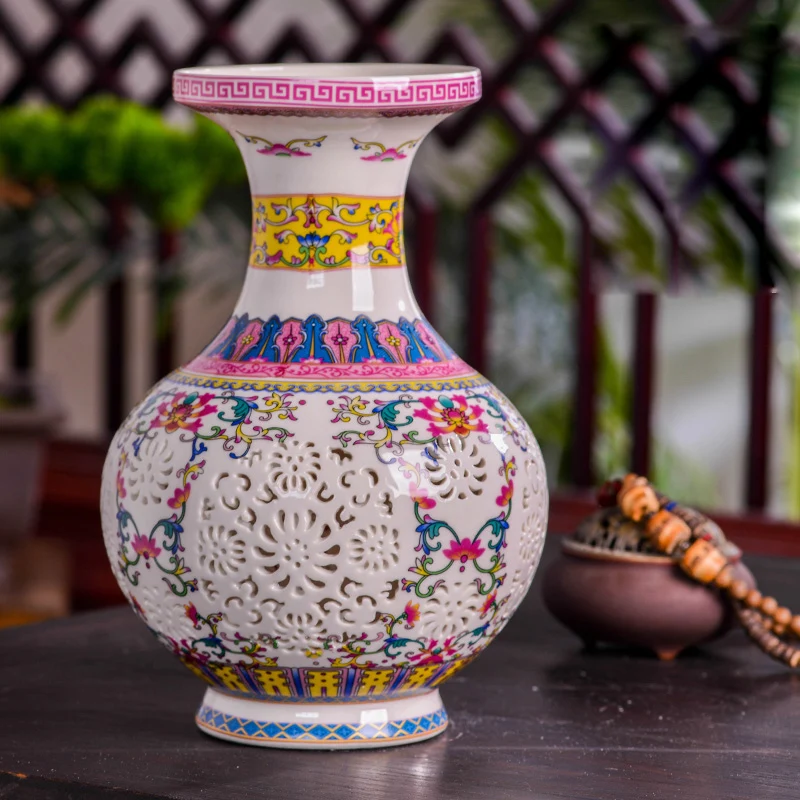 Качественная винтажная китайская керамическая ваза с отверстиями сине белая