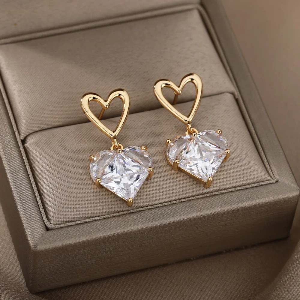 

Trendy Gold Crystal Heart Earrings for Women Accessories Shiny Zircon Korean Fashion Piercing Woman Earring Jewelry Gift Whosale