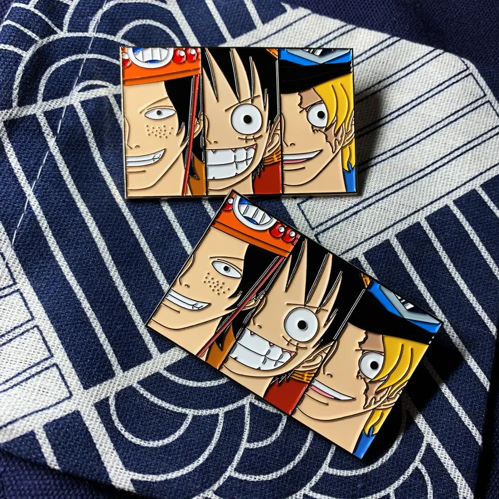 

Anime ONE PIECE Metal Brooch Pins Schoolbag Luffy Ace Sabo Bros Badge Icon Collect Backpacks Bag Button Brooch Pins Badges Gifts