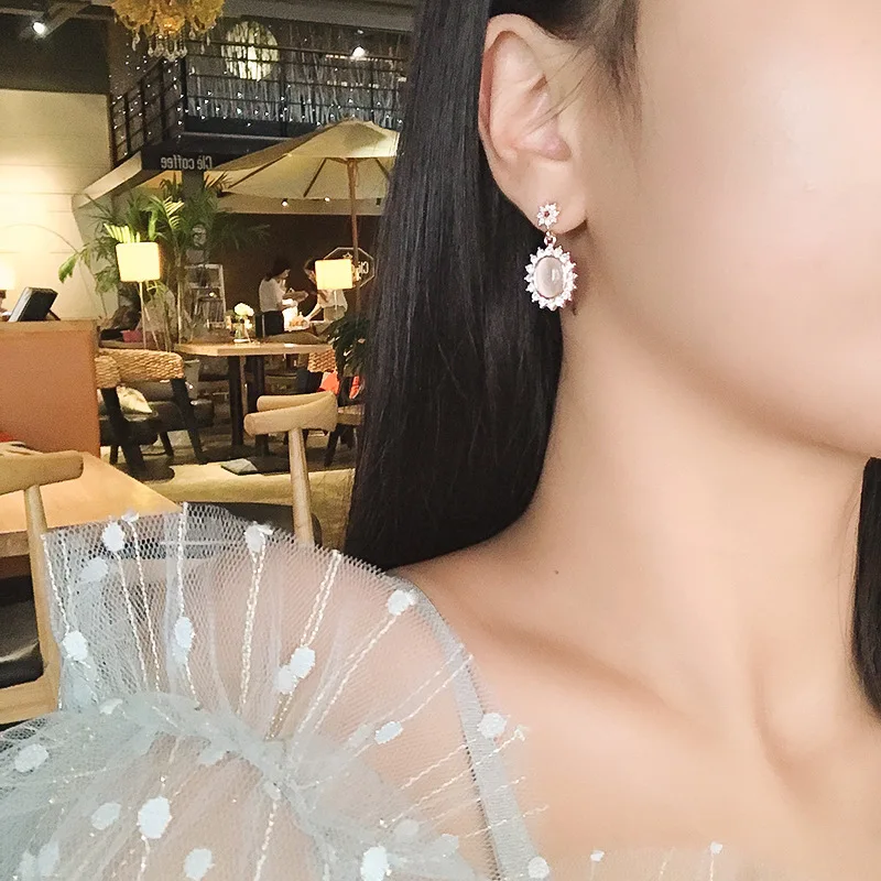 

Classic Women Crystal Drop Earrings Jewelry Fashion Luxury Good Pendientes Aretes De Mujer Moda Boucles D' Oreille Femme Brincos