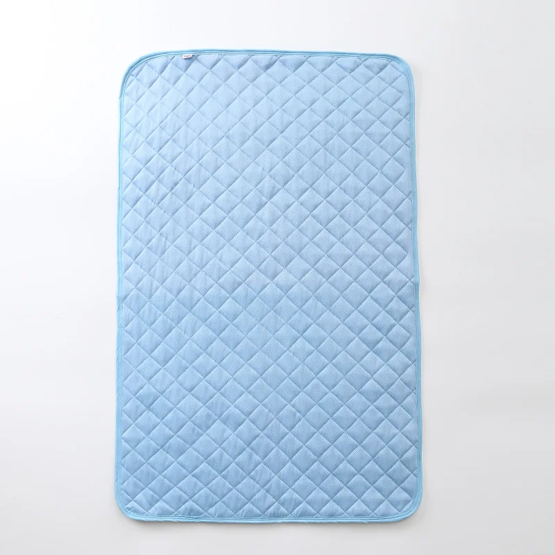 

Pets soft warm sleeping mat mattress waterproof breathable Quick absorption pad Cotton cushion outdoor rest Cooling dogs mat